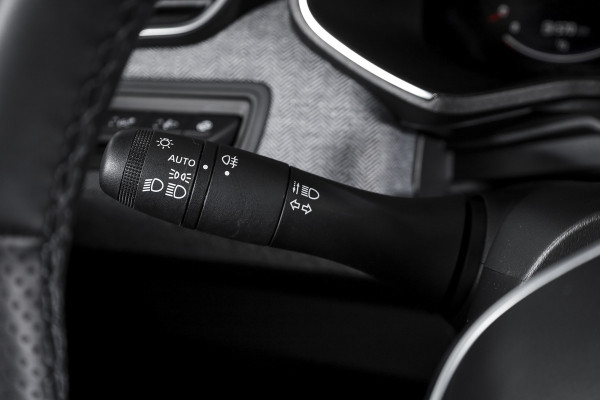 Renault Clio 1.0 TCe 90 PK Techno | Dig. Cockpit | Cruise | Stoel-+Stoelverw. | PDC | Camera | NAV + App. Connect | ECC | DAB | LM 16" | 2253