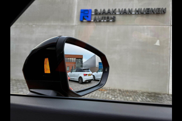 Audi Q3 45TFSI e 245pk S-Tronic Competition Edition One S-Line 1e Eig! Audi Exclusive|Pano|B&O|Magnetic|Leder|360°|Ambiance|Matrix