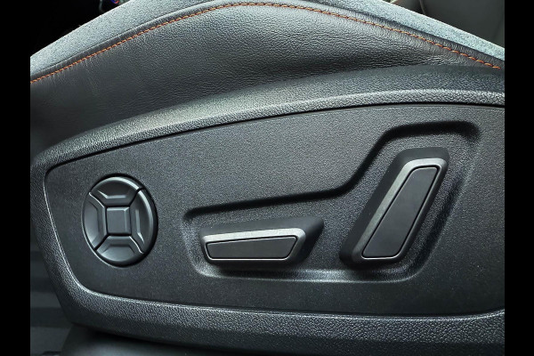 Audi Q3 45TFSI e 245pk S-Tronic Competition Edition One S-Line 1e Eig! Audi Exclusive|Pano|B&O|Magnetic|Leder|360°|Ambiance|Matrix