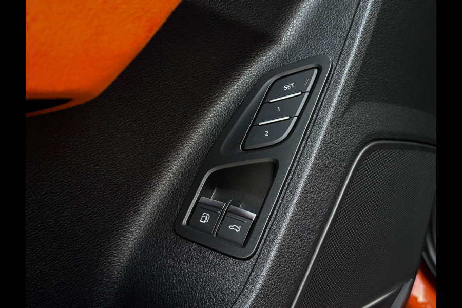 Audi Q3 45TFSI e 245pk S-Tronic Competition Edition One S-Line 1e Eig! Audi Exclusive|Pano|B&O|Magnetic|Leder|360°|Ambiance|Matrix