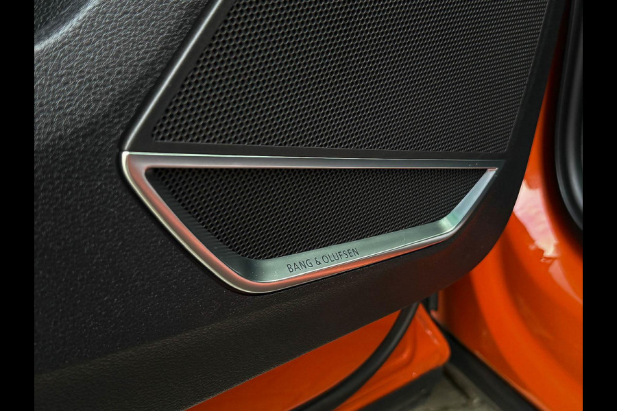 Audi Q3 45TFSI e 245pk S-Tronic Competition Edition One S-Line 1e Eig! Audi Exclusive|Pano|B&O|Magnetic|Leder|360°|Ambiance|Matrix