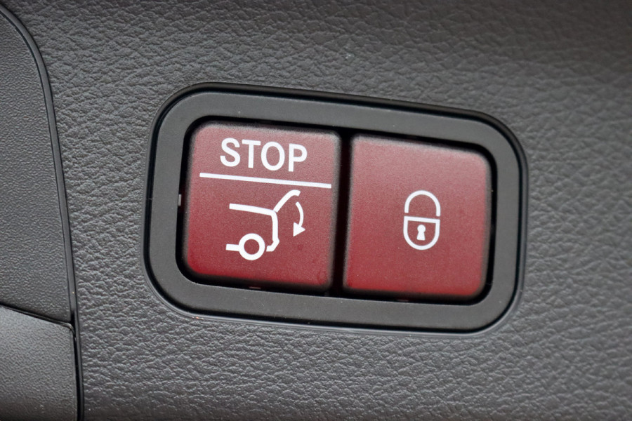 Mercedes-Benz GLS 580 V8 4MATIC AMG Line | Facelift | Airmatic | Panoramadak | Massage | Stoelventilatie | Memory | Burmester High End | HUD | Surround Camera | Trekhaak | Soft-Close | Vlakkenverwarming |