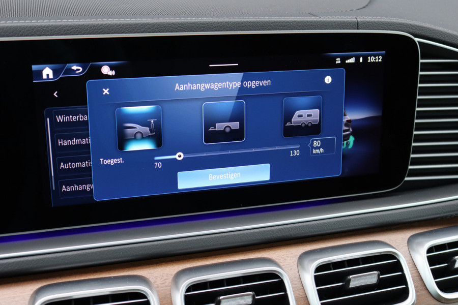 Mercedes-Benz GLS 580 V8 4MATIC AMG Line | Facelift | Airmatic | Panoramadak | Massage | Stoelventilatie | Memory | Burmester High End | HUD | Surround Camera | Trekhaak | Soft-Close | Vlakkenverwarming |