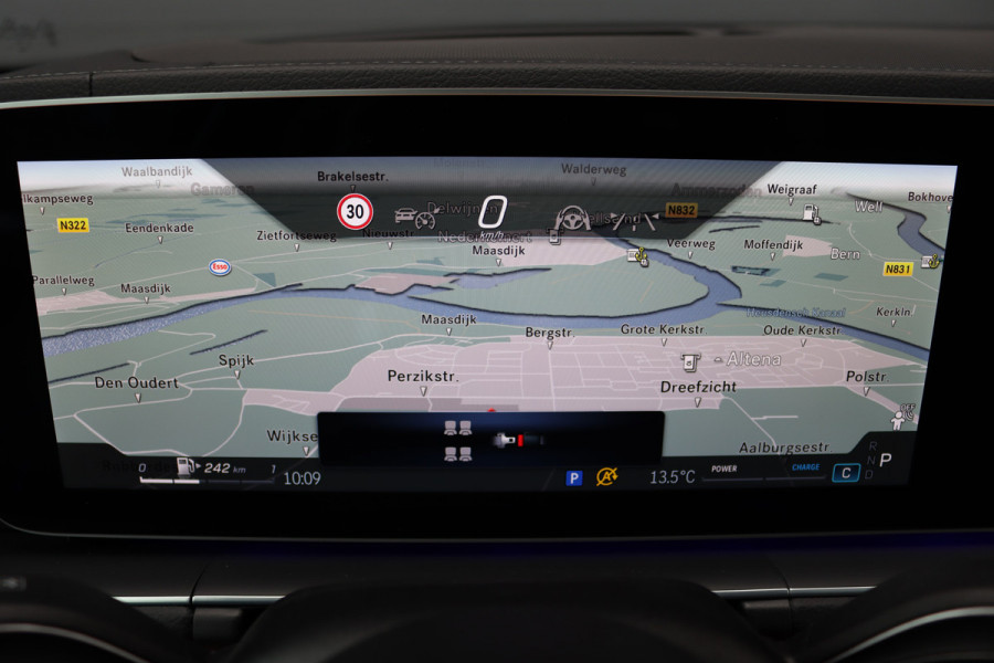 Mercedes-Benz GLS 580 V8 4MATIC AMG Line | Facelift | Airmatic | Panoramadak | Massage | Stoelventilatie | Memory | Burmester High End | HUD | Surround Camera | Trekhaak | Soft-Close | Vlakkenverwarming |