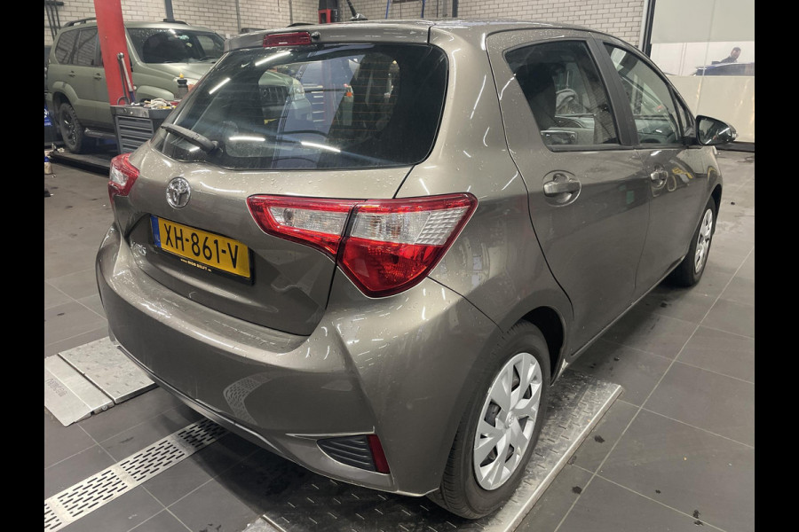 Toyota Yaris 1.0 VVT-i Active | Airco | Camera | 1E eigenaar