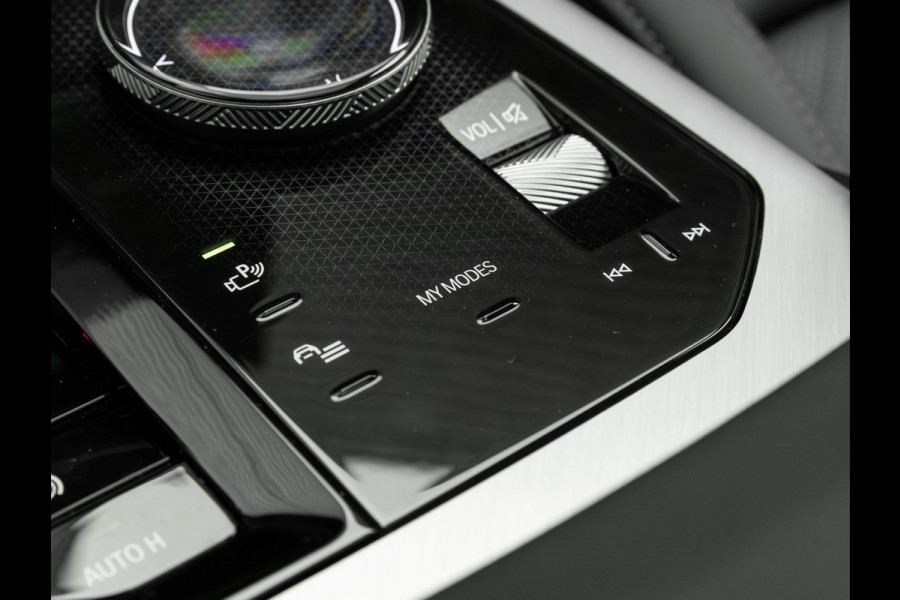 BMW X3 30e xDrive M-Sport Pro - Pano - Trekhaak - ACC - Memoryzetel