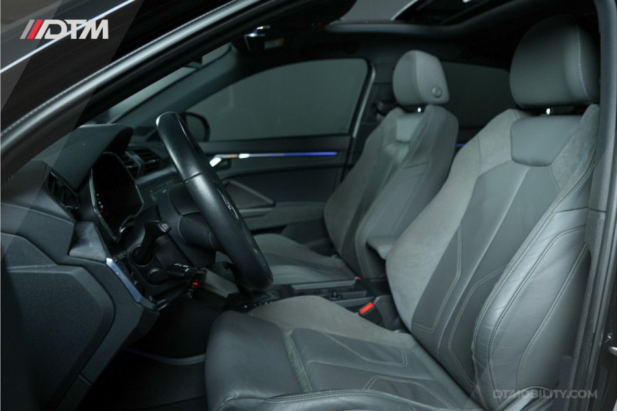 Audi Q3 Sportback 45TFSIe S-Edition | Panoramadak | Sfeerverlichting | 360 |