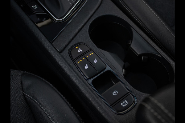 Kia Niro 1.6 GDi Hybrid Tech Edition Dynamicplusline | Stoel en stuurverwarming | Schuifkanteldak | Digitaal dashboard