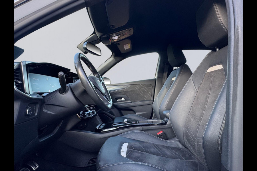 Opel Mokka Electric Ultimate 50 kWh fase 3, vol opties, achteruitrijcamera, 1/2 leder, 18 inch, led verlichting, stoelverwarming