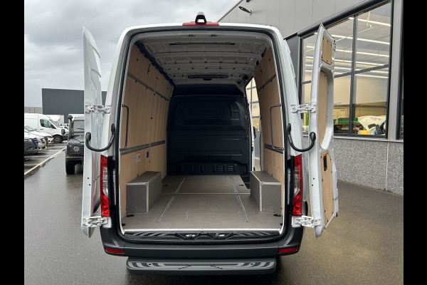 Mercedes-Benz Sprinter 317 CDI L2 H2 MBUX / 360 Camera / Navigatie / Parkeersensoren / Cruise control / Airco / 270 Graden achterdeuren