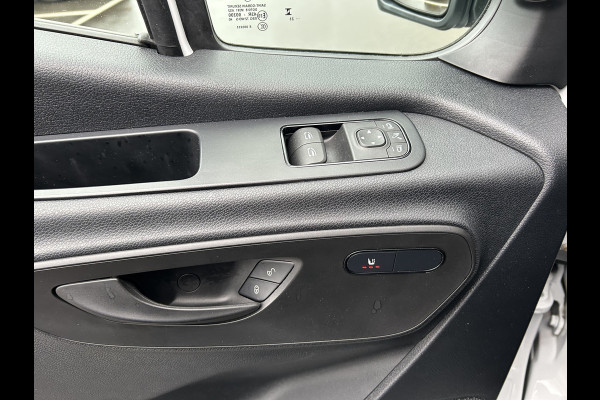 Mercedes-Benz Sprinter 317 CDI L2 H2 MBUX / 360 Camera / Navigatie / Parkeersensoren / Cruise control / Airco / 270 Graden achterdeuren