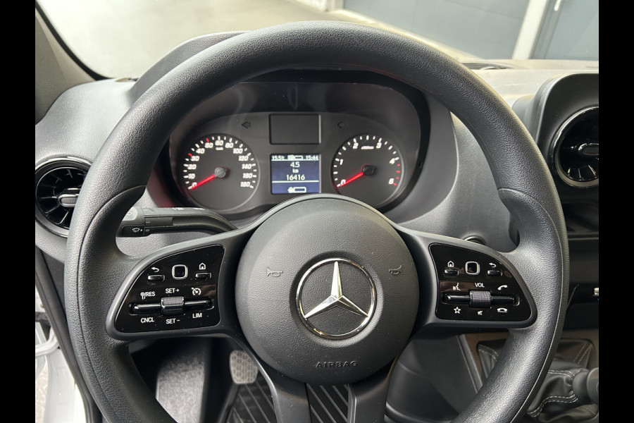 Mercedes-Benz Sprinter 317 CDI L2 H2 MBUX / 360 Camera / Navigatie / Parkeersensoren / Cruise control / Airco / 270 Graden achterdeuren