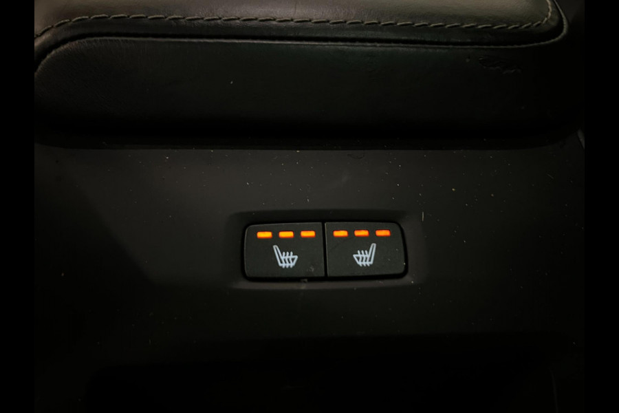 Volvo XC60 2.0 T8 Twin Engine AWD Inscription / BTW / B&W / Masaage