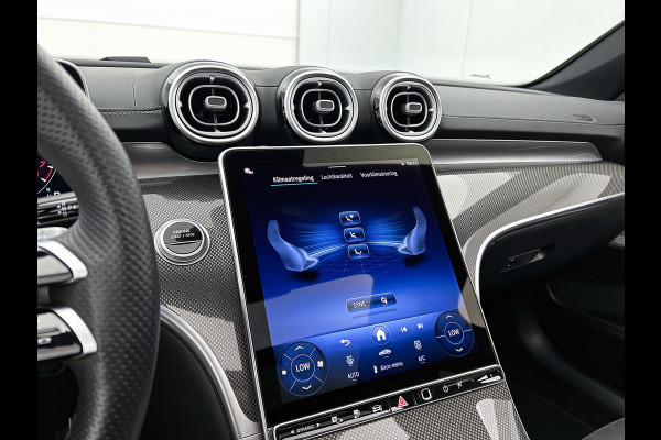 Mercedes-Benz C-Klasse Estate 300 e AMG Plug-In Hybride AMG Line | Night Pakket | Panorama Schuif-Kanteldak | Alarm Klasse 3 | KeyLess-Go | Easy Pack Achterklep. Inclusief 48 maanden Mercedes-Benz Certified garantie voor Europa.