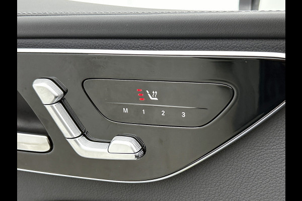 Mercedes-Benz C-Klasse Estate 300 e AMG Plug-In Hybride AMG Line | Night Pakket | Panorama Schuif-Kanteldak | Alarm Klasse 3 | KeyLess-Go | Easy Pack Achterklep. Inclusief 48 maanden Mercedes-Benz Certified garantie voor Europa.