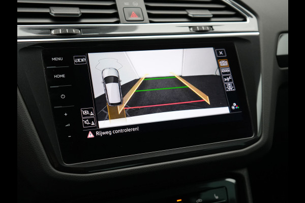 Volkswagen Tiguan 1.4 TSI eHybrid Elegance Plug In Hybrid 245pk Dealer O.H. PHEV | Trekhaak Af Fabriek | Adaptive Cruise | IQ Light | Camera | Stoelen & Stuur Verwarmd | Apple Carplay | Blis | Navigatie | DAB |
