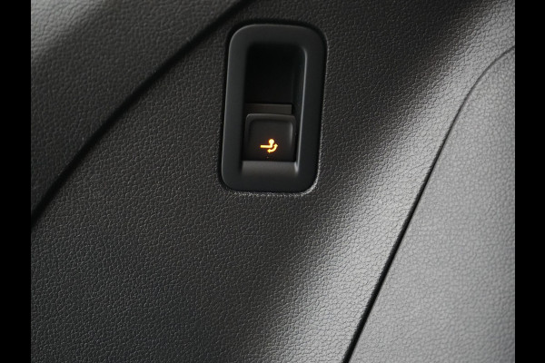 Volkswagen Tiguan 1.4 TSI eHybrid Elegance Plug In Hybrid 245pk Dealer O.H. PHEV | Trekhaak Af Fabriek | Adaptive Cruise | IQ Light | Camera | Stoelen & Stuur Verwarmd | Apple Carplay | Blis | Navigatie | DAB |