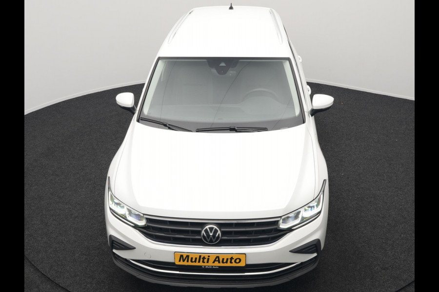Volkswagen Tiguan 1.4 TSI eHybrid Elegance Plug In Hybrid 245pk Dealer O.H. PHEV | Trekhaak Af Fabriek | Adaptive Cruise | IQ Light | Camera | Stoelen & Stuur Verwarmd | Apple Carplay | Blis | Navigatie | DAB |