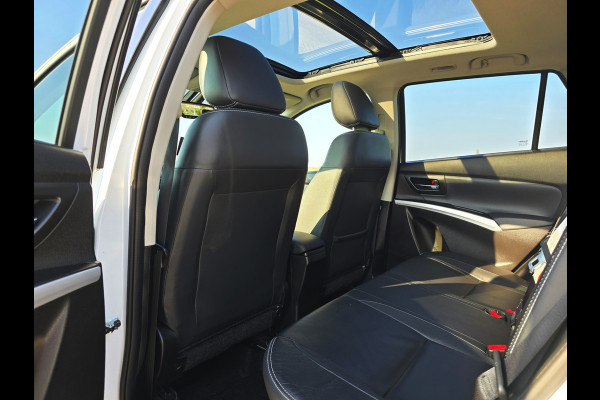 Suzuki S-Cross 1.4 Boosterjet AllGrip 4WD Style Smart Hybrid - 130 Pk - Automaat - Navi - Camera - Stoelverwarming