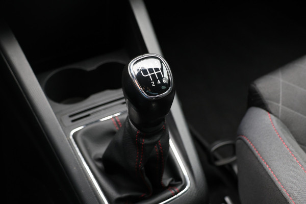 Škoda Fabia Combi 1.0 TSI Monte Carlo | CarPlay | PDC | LED | Trekhaak | Climatronic | LM Velgen | Sport stoelen | Nieuwe APK | NAP Logisch