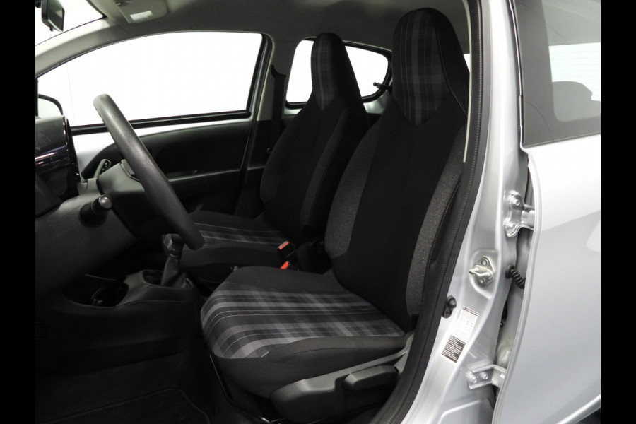 Peugeot 108 1.0 e-VTi Active Premium AIRCO/BLUETOOTH!