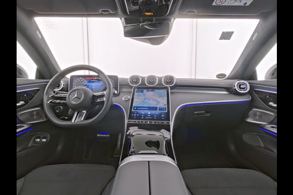 Mercedes-Benz CLE Coupé 300 e AMG Plug-In Hybride AMG Line Premium Plus | Night Pakket | Trekhaak | Distronic | Panorama Schuif-Kanteldak | Stuur en Stoelverwarming. Inclusief 24 maanden MB Certified garantie voor Europa.