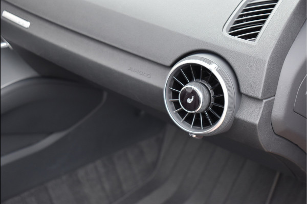 Audi TT Roadster 40 TFSI Black Edition Facelift Model RS-Stoelen Navi Led 19 Inch