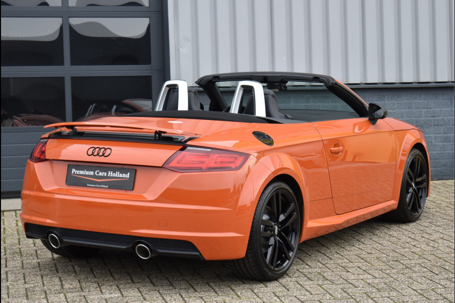 Audi TT Roadster 40 TFSI Black Edition Facelift Model RS-Stoelen Navi Led 19 Inch