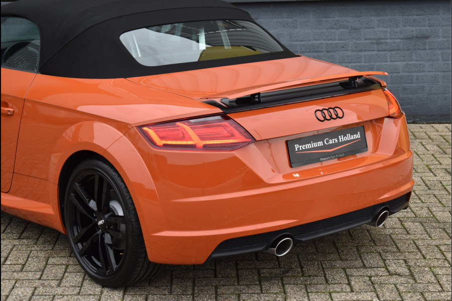 Audi TT Roadster 40 TFSI Black Edition Facelift Model RS-Stoelen Navi Led 19 Inch