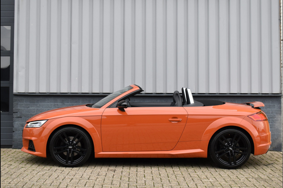 Audi TT Roadster 40 TFSI Black Edition Facelift Model RS-Stoelen Navi Led 19 Inch
