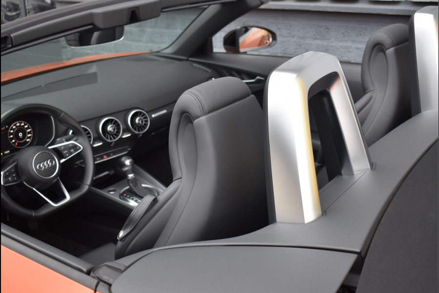 Audi TT Roadster 40 TFSI Black Edition Facelift Model RS-Stoelen Navi Led 19 Inch