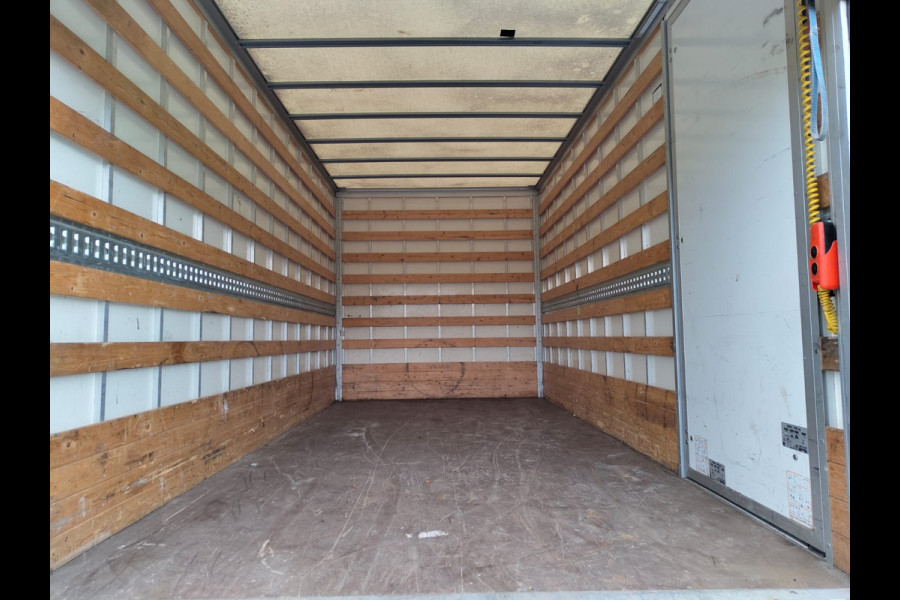 Volkswagen Crafter 50 2.0TDI 177PK L5 DL 3-Persoons Meubelbak Airco Navi Cruise Control Voorruitverwarming Trendline Dhollandia Laadklep Dubbellucht Euro 6 1e Eigenaar Origineel Nederlands