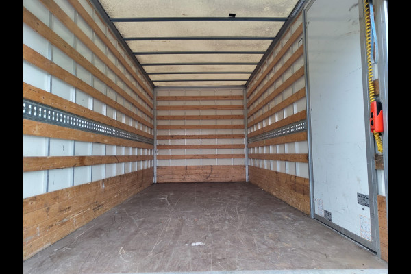 Volkswagen Crafter 50 2.0TDI 177PK L5 DL 3-Persoons Meubelbak Airco Navi Cruise Control Voorruitverwarming Trendline Dhollandia Laadklep Dubbellucht Euro 6 1e Eigenaar Origineel Nederlands