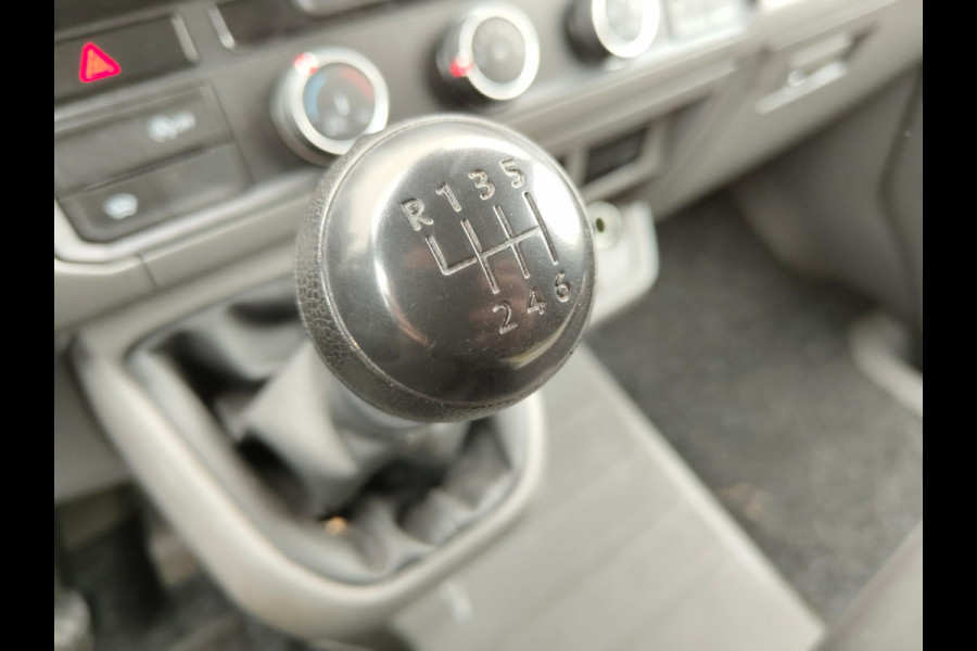 Volkswagen Crafter 50 2.0TDI 177PK L5 DL 3-Persoons Meubelbak Airco Navi Cruise Control Voorruitverwarming Trendline Dhollandia Laadklep Dubbellucht Euro 6 1e Eigenaar Origineel Nederlands