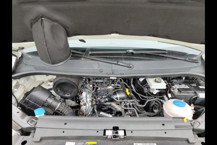 Volkswagen Crafter 50 2.0TDI 177PK L5 DL 3-Persoons Meubelbak Airco Navi Cruise Control Voorruitverwarming Trendline Dhollandia Laadklep Dubbellucht Euro 6 1e Eigenaar Origineel Nederlands
