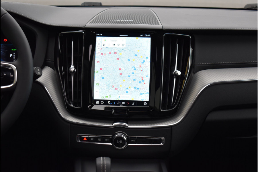 Volvo XC60 2.0 Recharge T8 AWD R-Design 455 Pk Pano Luchtvering Trekhaak Keyless Leder 21 Inch