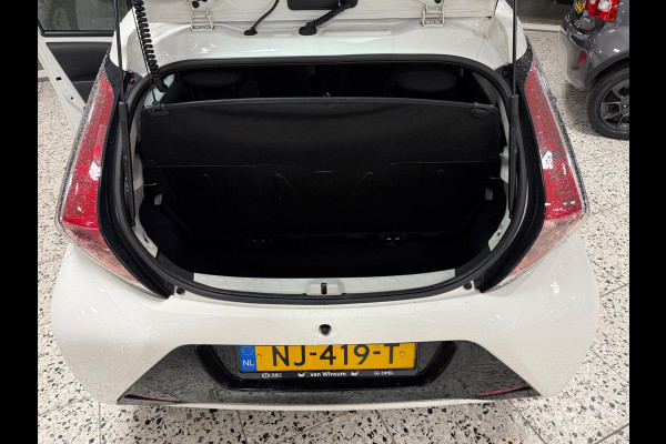 Toyota Aygo 1.0 VVT-i x-now