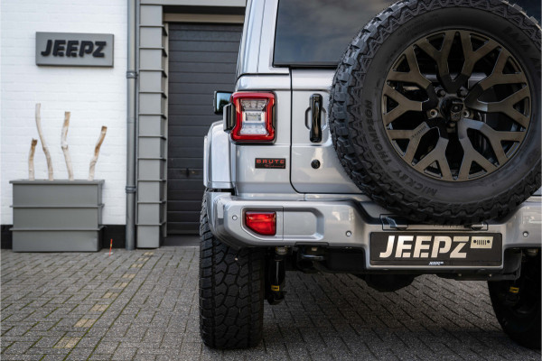 Jeep Wrangler 2.2 D BRUTE Richmond / Grijs kenteken / Liftkit / Ex Btw