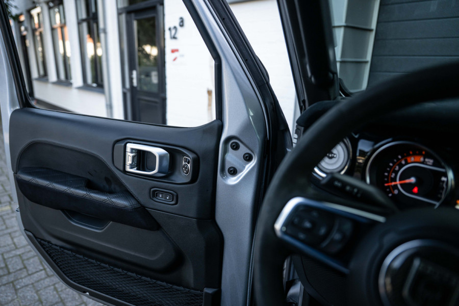 Jeep Wrangler 2.2 D BRUTE Richmond / Grijs kenteken / Liftkit / Ex Btw