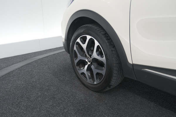 Renault Captur TCe 120 EDC Intens | Camera | Dodehoekdetectie | Navigatie | Parkeersensoren