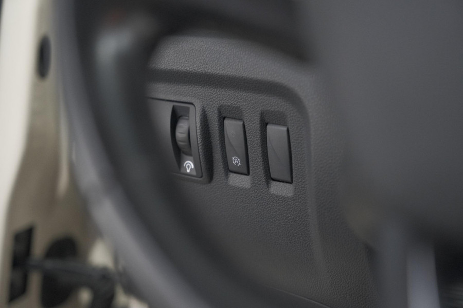 Renault Captur TCe 120 EDC Intens | Camera | Dodehoekdetectie | Navigatie | Parkeersensoren