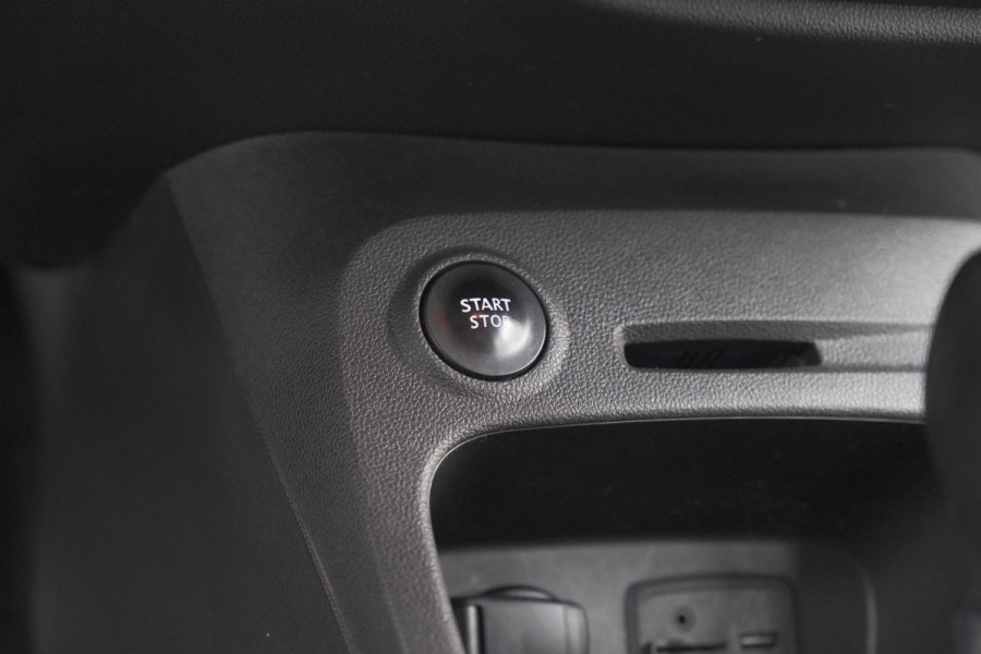 Renault Captur TCe 120 EDC Intens | Camera | Dodehoekdetectie | Navigatie | Parkeersensoren