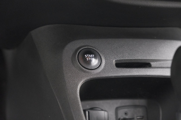 Renault Captur TCe 120 EDC Intens | Camera | Dodehoekdetectie | Navigatie | Parkeersensoren