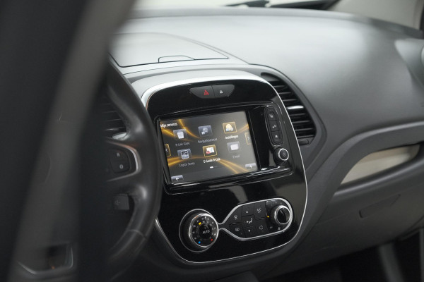 Renault Captur TCe 120 EDC Intens | Camera | Dodehoekdetectie | Navigatie | Parkeersensoren
