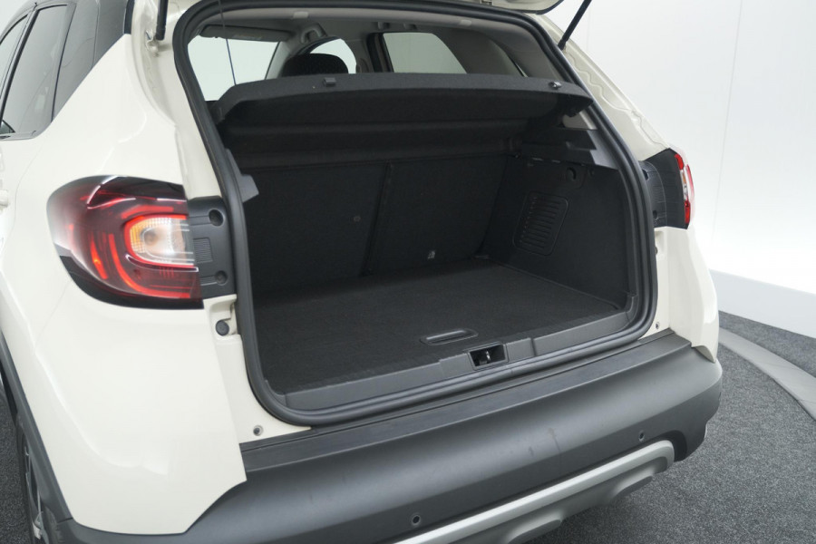 Renault Captur TCe 120 EDC Intens | Camera | Dodehoekdetectie | Navigatie | Parkeersensoren