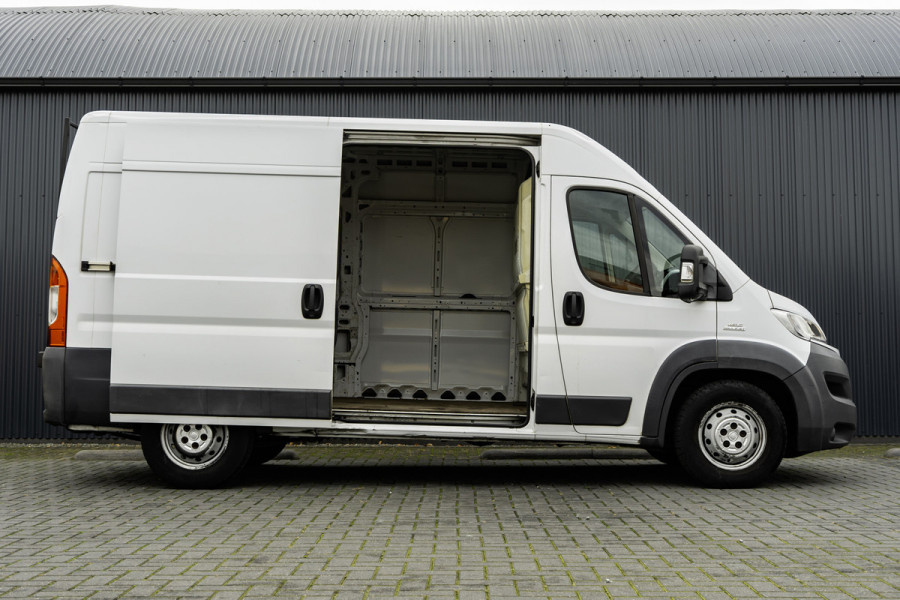 Fiat Ducato 35 MultiJet | L2H2 | Camera | Navigatie | Ladder | 3T Trekgewicht | Cruise | Airco