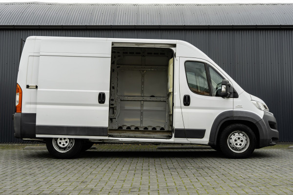 Fiat Ducato 35 MultiJet | L2H2 | Camera | Navigatie | Ladder | 3T Trekgewicht | Cruise | Airco