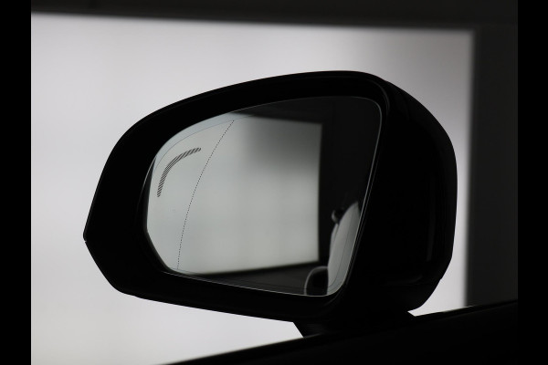 Volvo C40 RECHARGE TWIN INTRO AWD 78 KW/408 PK ACCU 92% BIJNA 2022.GARANTIE TOT 2032** 1800 KG TREKGEWICHT. PANODAK