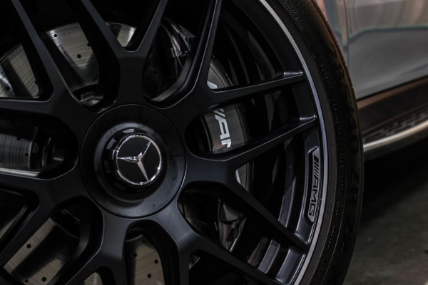 Mercedes-Benz GLE Coupé AMG 53 Hybrid 4MATIC+ *Pano*Distronic*Massage*