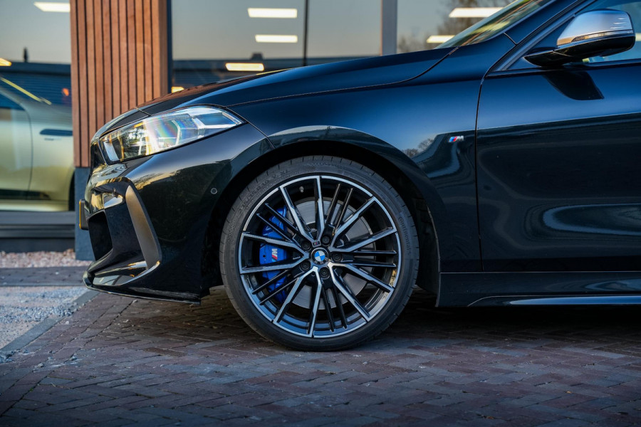 BMW 1-serie M135i xDrive High Executive Edition
